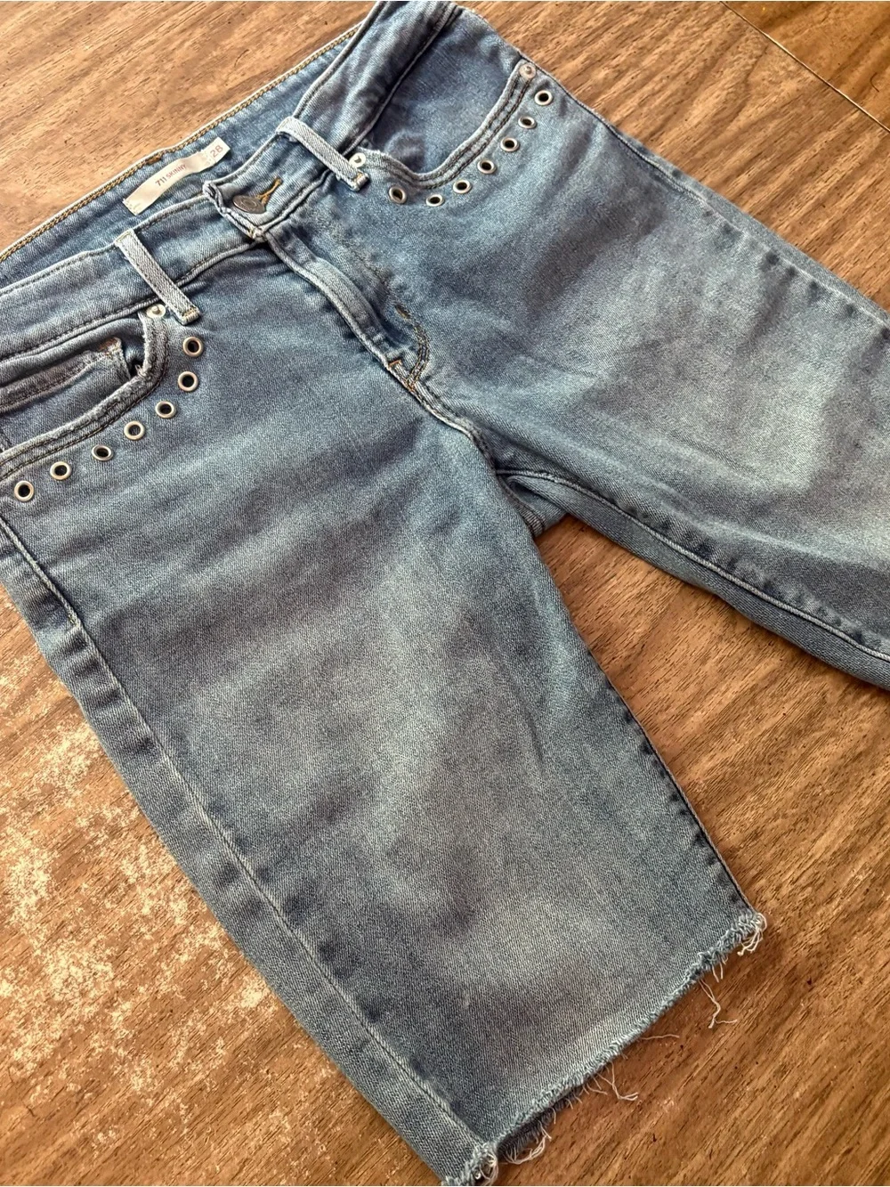 Levis levi’s 711